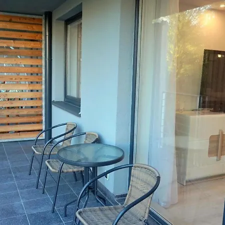 Apartmán Elegantes In Mit Grossem Balkon Kolobřeh